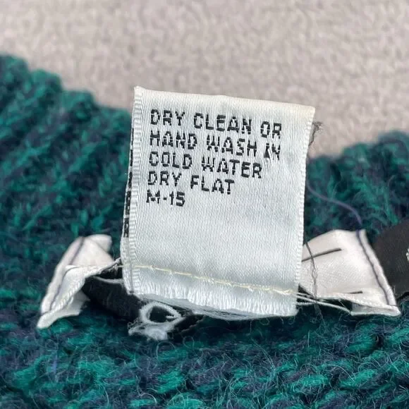 Vintage GAP Sweater Men Large‎ Blue Green 100% Wool Diamond Crew Neck Outdoors - Picture 7 of 7